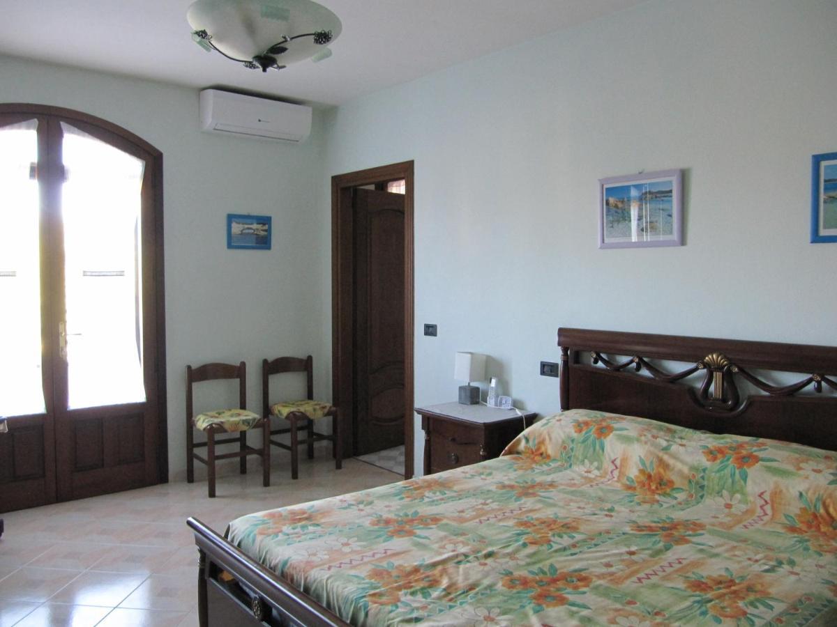Bed and Breakfast Il Portico Uras Экстерьер фото